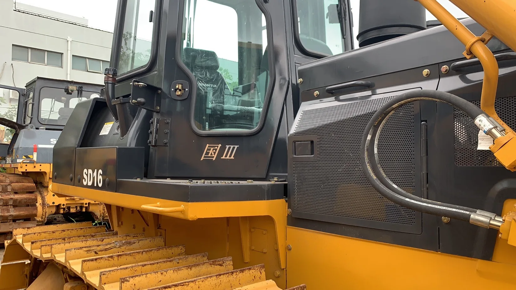 Shanghai official machinery б/у бульдозер 17 тонн SD16 160 л.с.