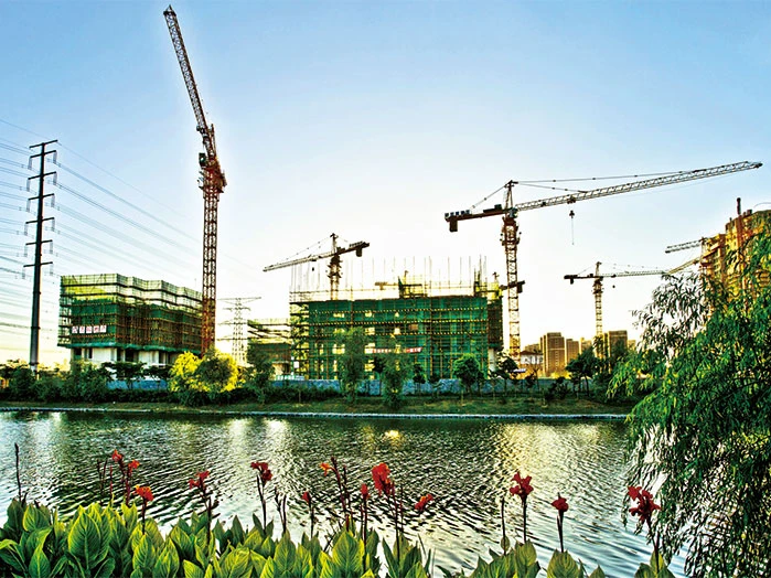 Лидер продаж 8 тонн 80 м башенный кран с плоским верхом R165-8RD для строительства