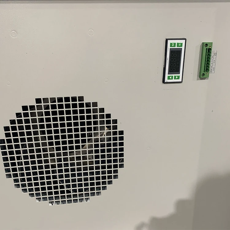 New design 4000W/K 48V DC HVAC server  floor standing cabinets air conditioner