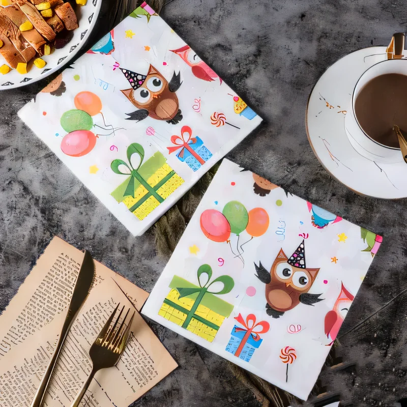 Custom Printed 3 Ply 18gsm 1/4 Fold Decorate Cocktail Paper Napkins Home Party