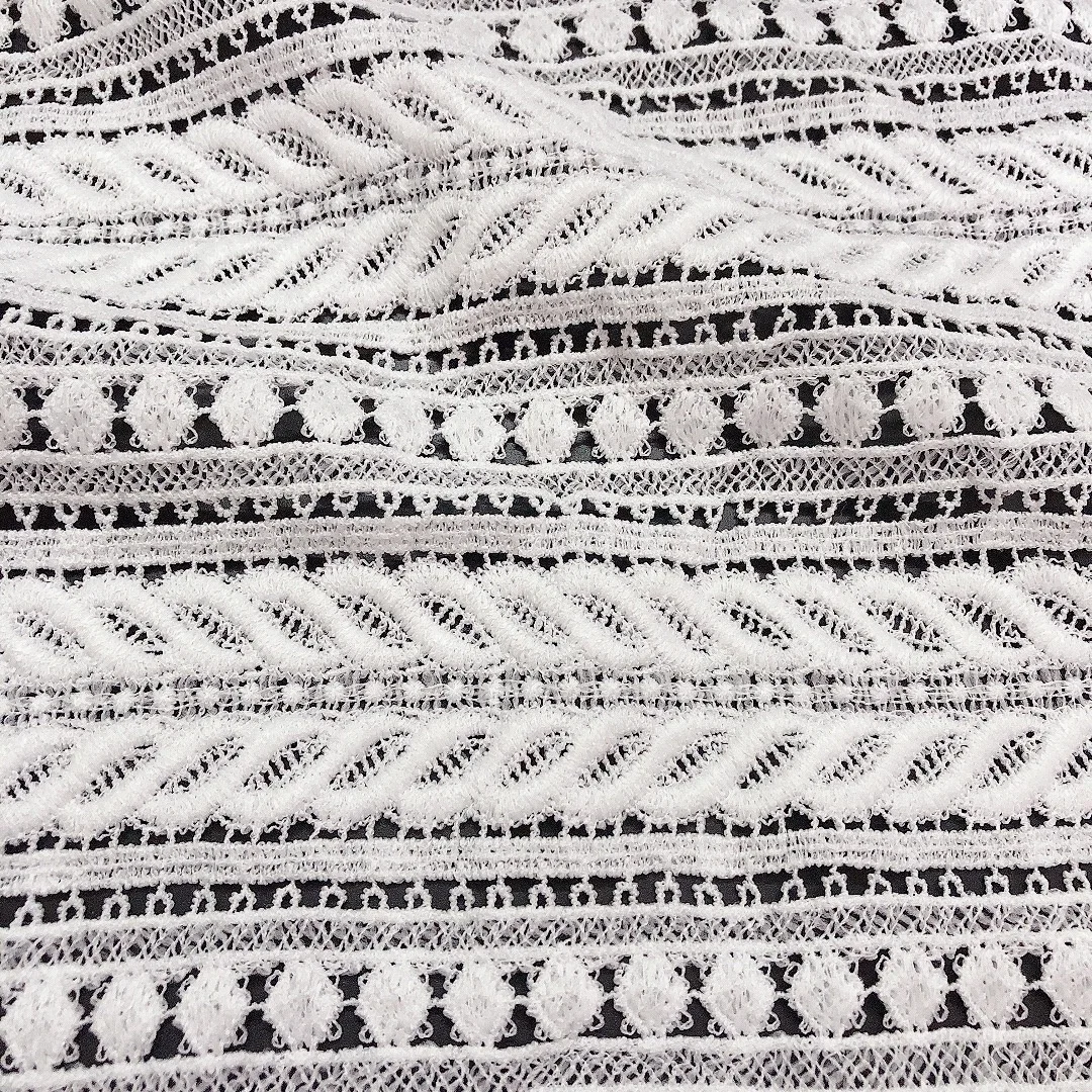 Flat garment home textile water soluble lace fabric white bulk LT21087