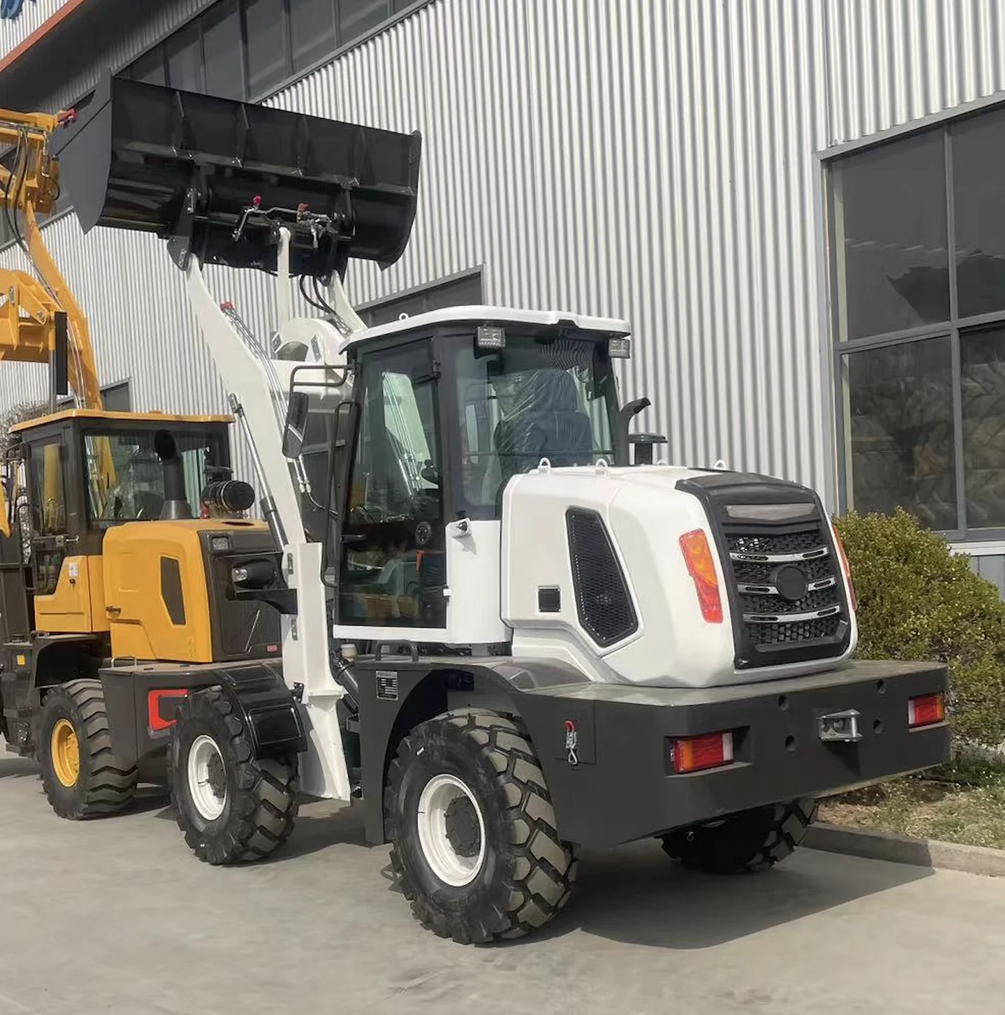 Multifunctional Mini Loader Small 4x4 Articulated Hydraulic Joystick Wheel Loader Snow blade Front End Loaders