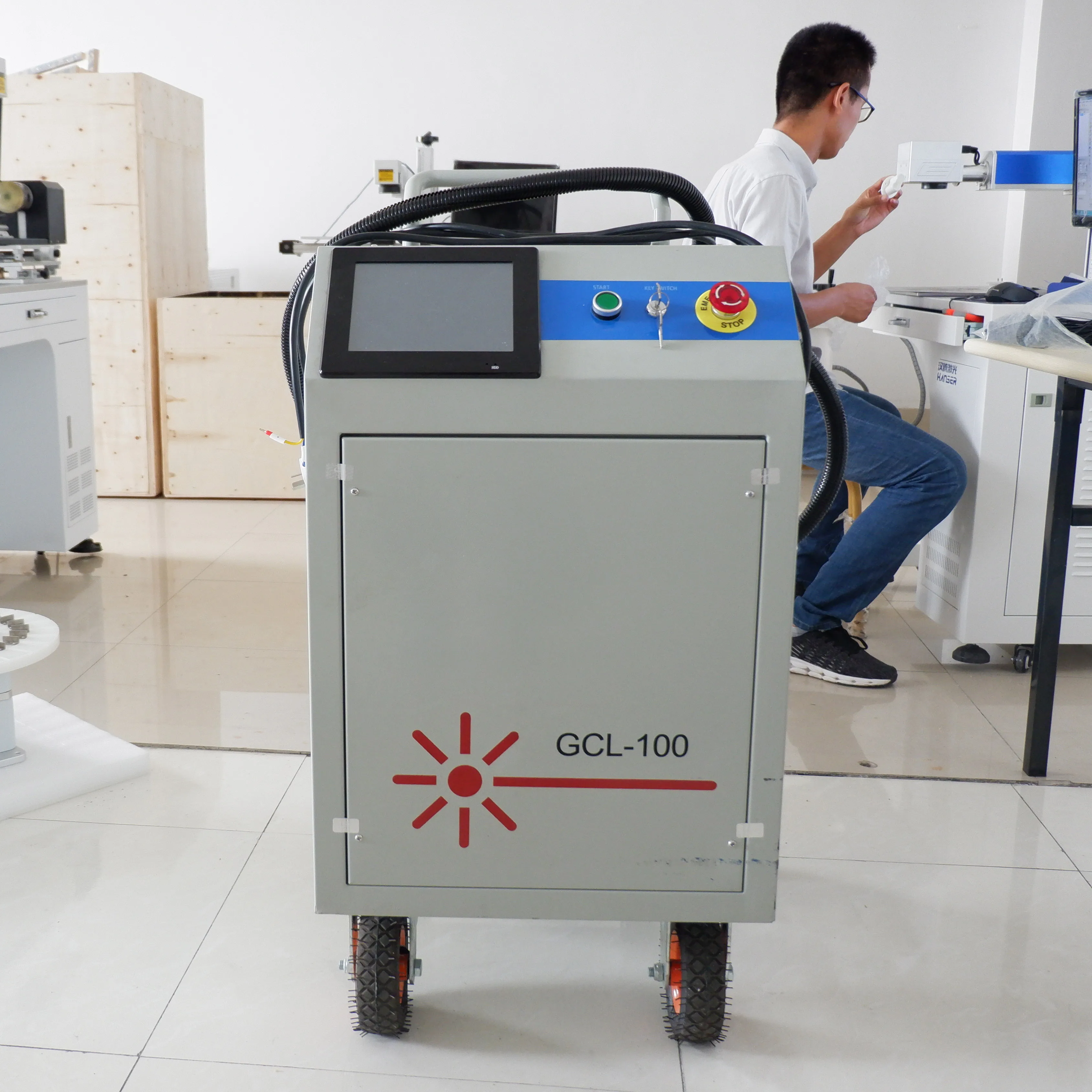 
Easy control 500w cleanlaser similar tool cleaning laser rust removal machine 