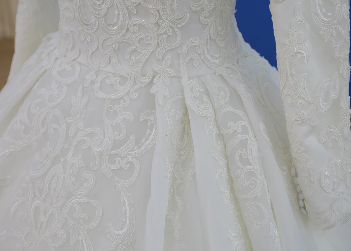 High quality beaded lace appliqued high collar muslim ballgown wedding dress