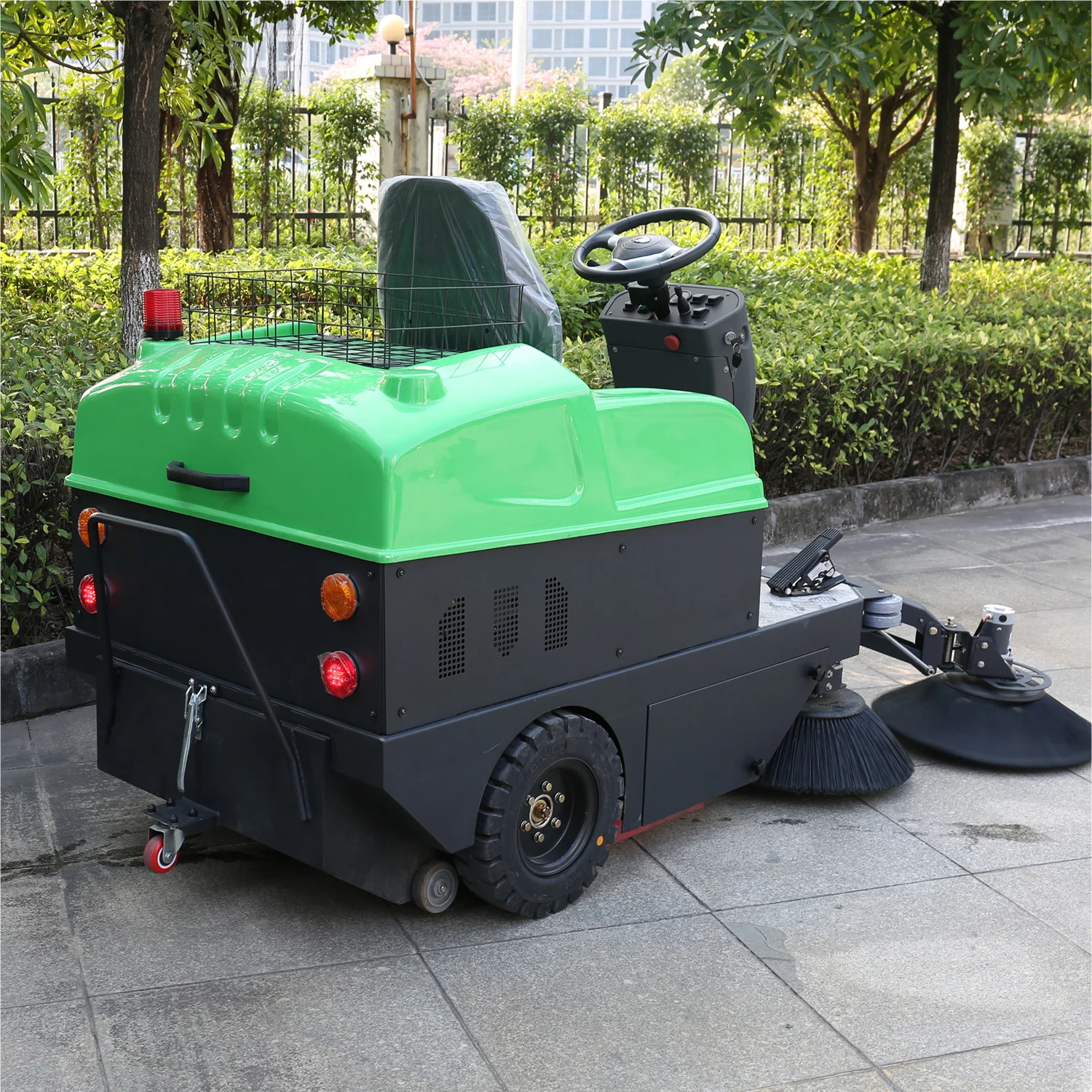 2023 New Design Commercial high-speed Seat floor sweeper brush high efficient work for all day DQS14 model washing floor machine