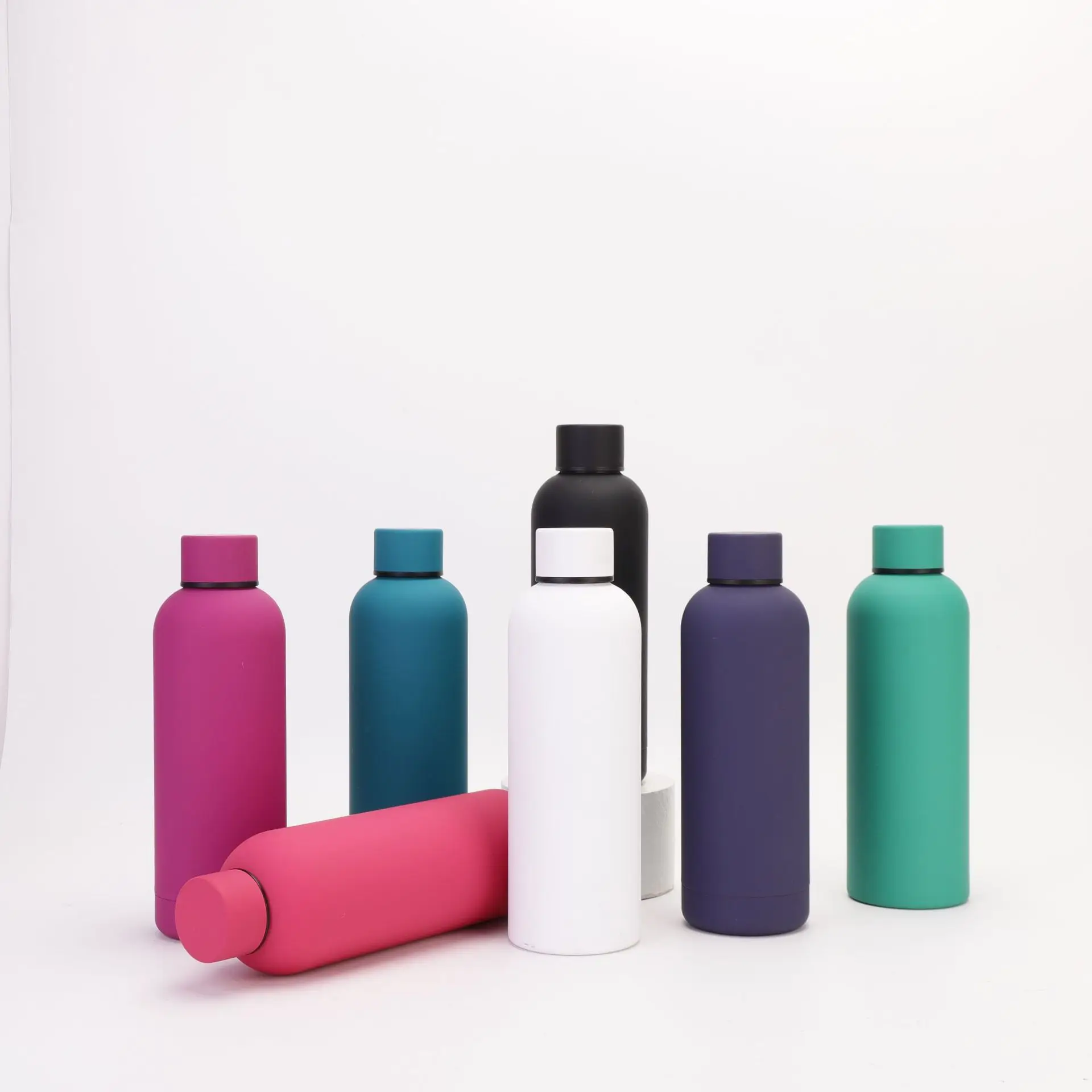 500ml Rubber matte paint Custom Sport Stainless Steel tumbler water bottles Wholesale 17oz powder coating vacuum flasks