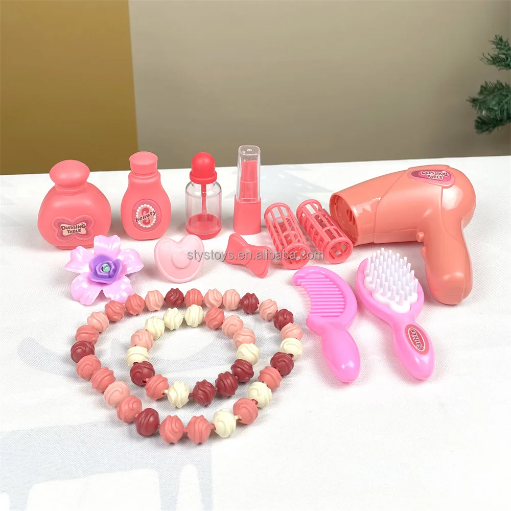 Набор игрушек для макияжа