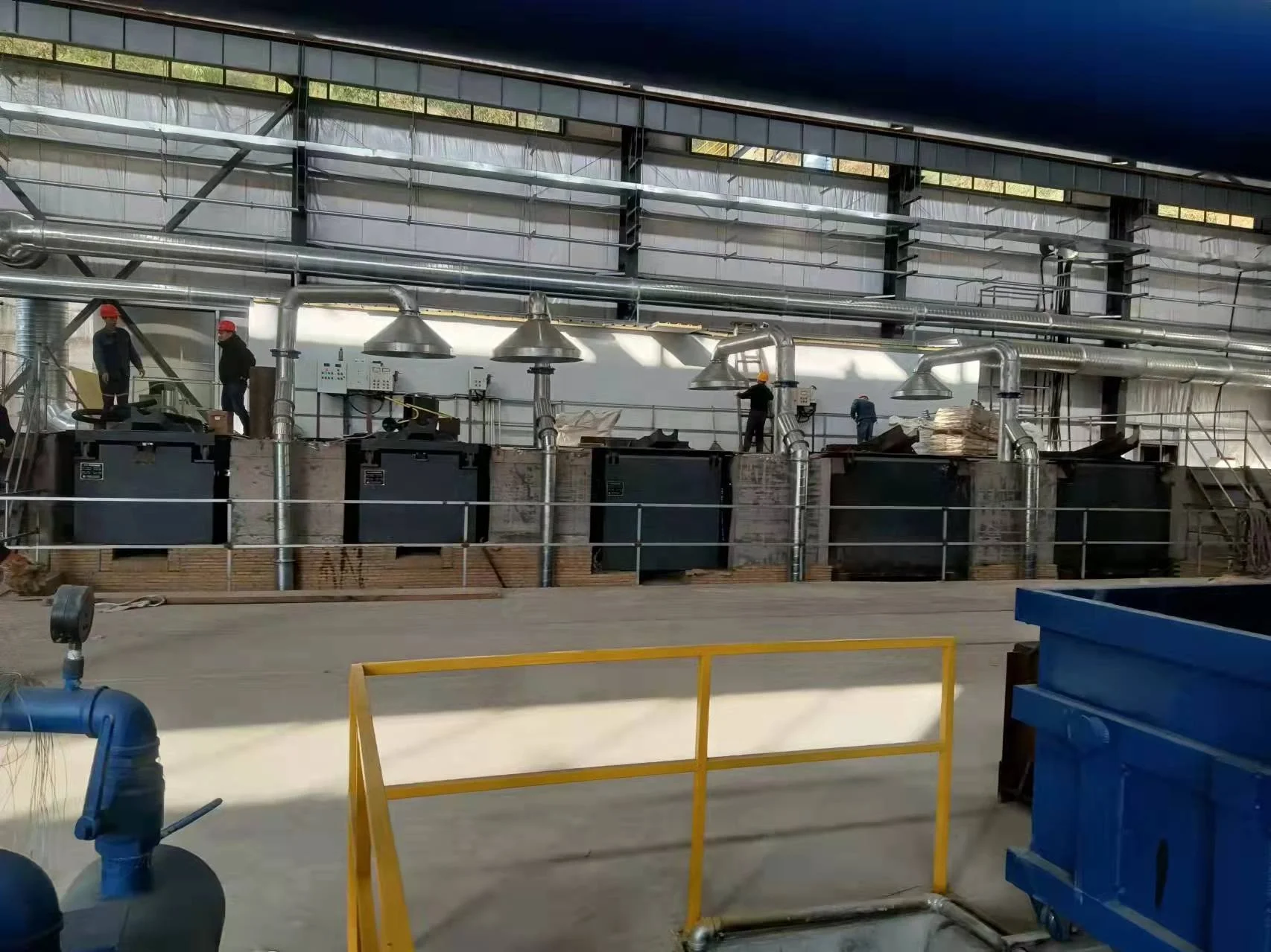 Purchase of large scrap iron smelting smelt furnace induct melting tilting furnace