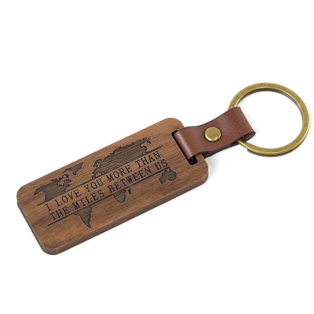Spot Direct Sales Walnut Wood Key Chains Metal Acrylic Keychains Belt Design Wooden Keychain