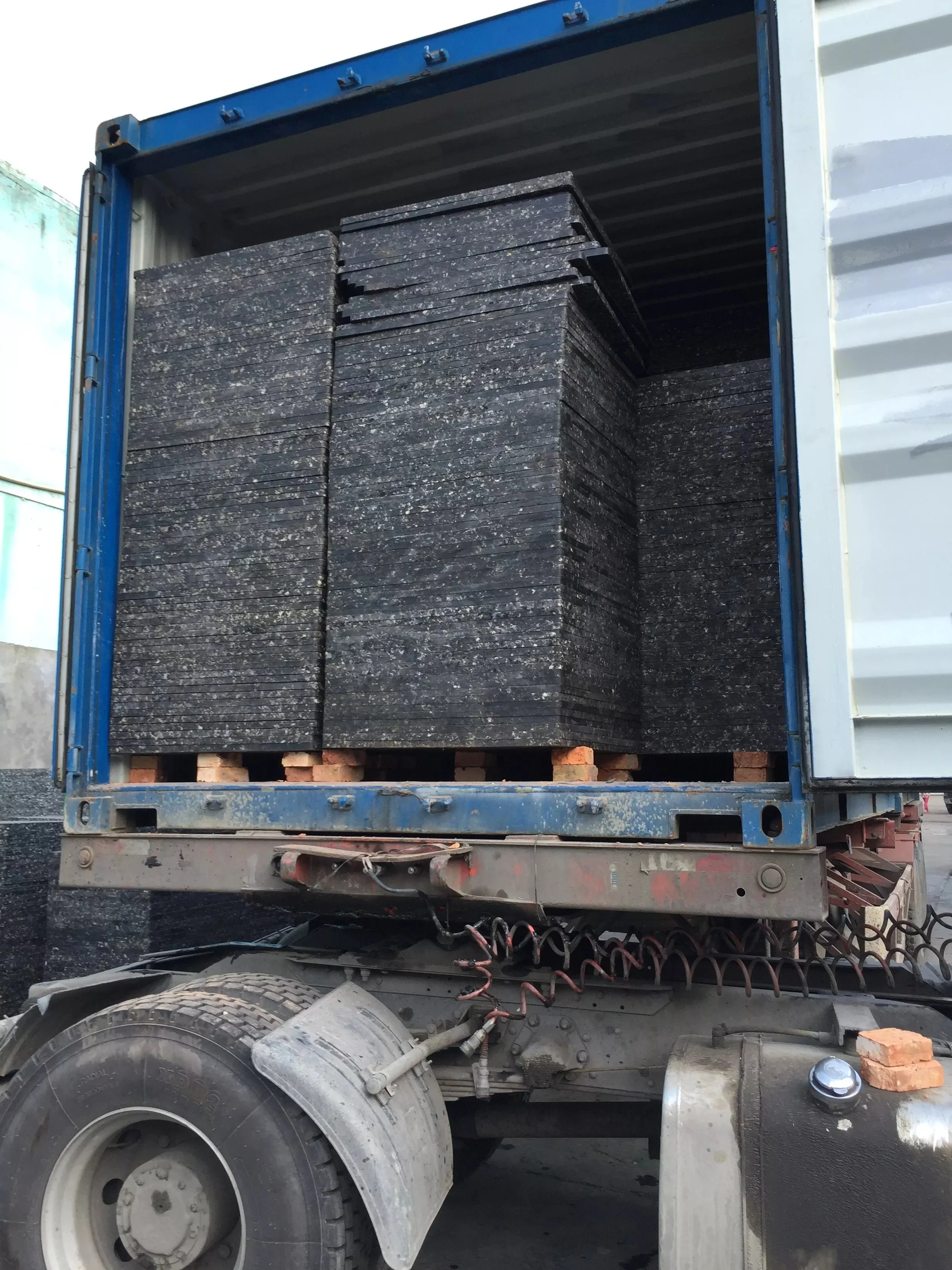 High strength glass fiber mat reinforced gmt block machine pallet plastic pallets for brick block making machine