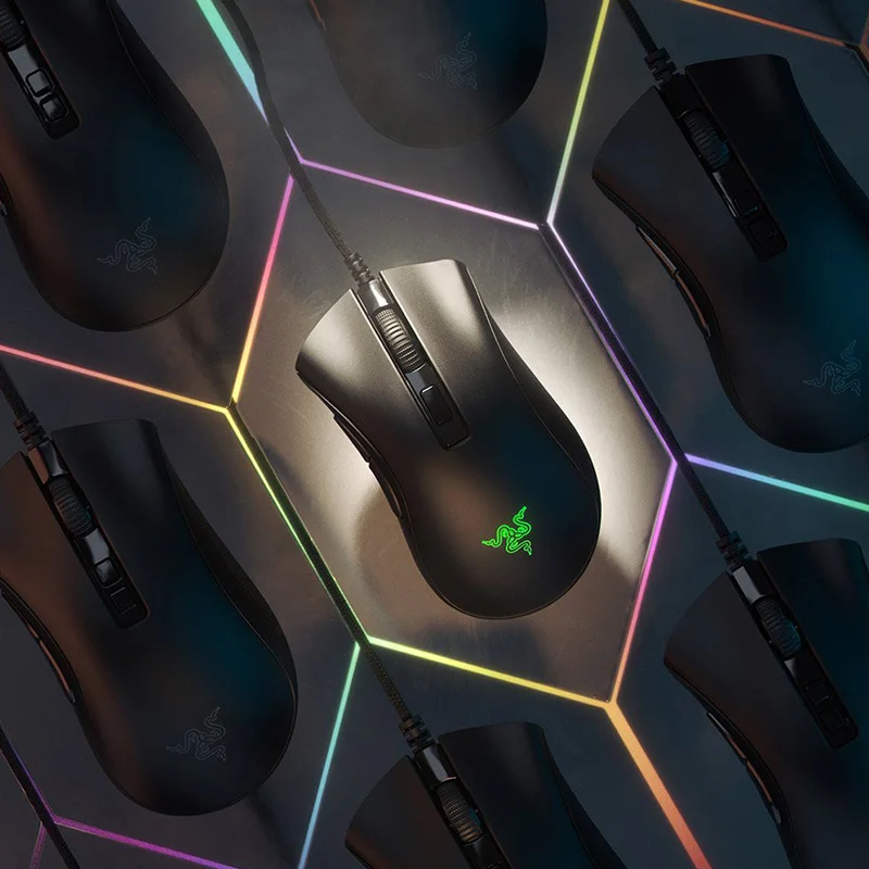 Эргономичная Проводная оптическая игровая мини-мышь Razer DeathAdder V2 Mini Essential White 6400