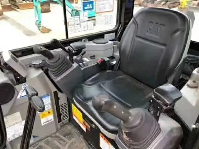 Б/у гусеничный экскаватор CAT304/гусеничный 304