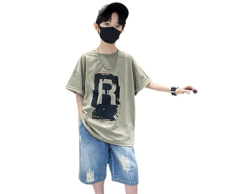Factory Wholesale High-Quality Summer Boys Fashion 2pc Sets Short Sleeved T-Shirt Summer Suit Handsome Teenage Boy Suit