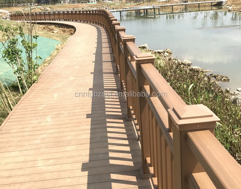 Easy install waterproof fireproof WPC PVC Decking Anti-Uv Outdoor park floor walkway plank road railing