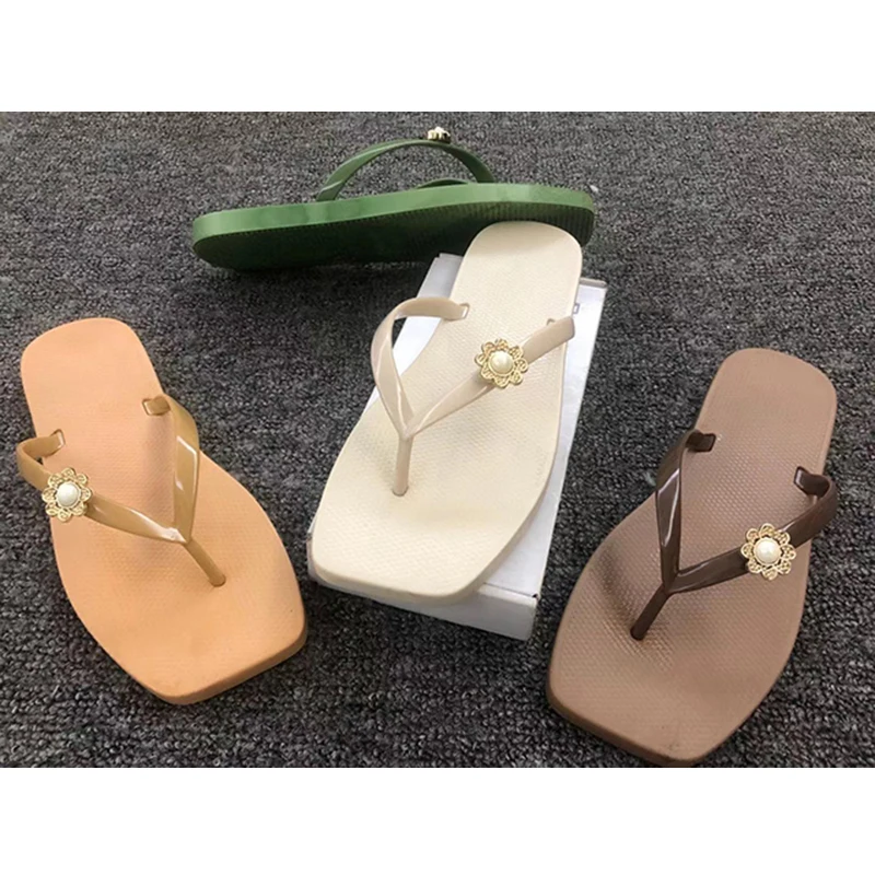 China factory  comfortable and casual pvc platform flip flops beach female slippers