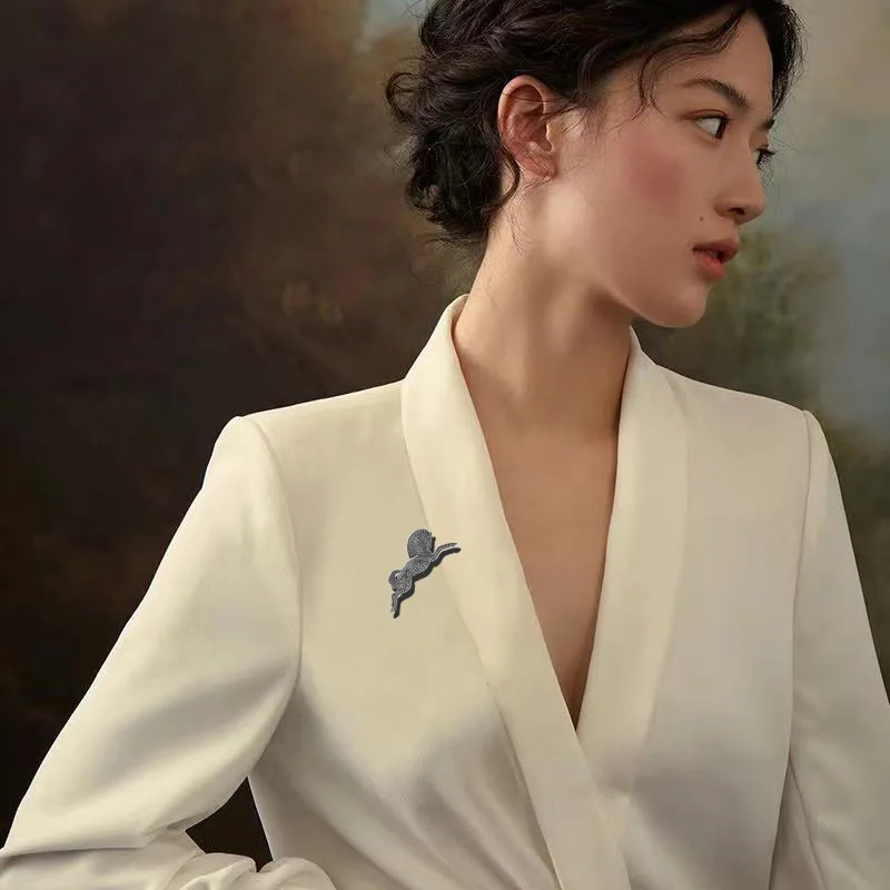 New Arrivals Fashion Vintage Horse Brooches Women Men Brooch Pins Jewelry Clothing Accessories Jewellery