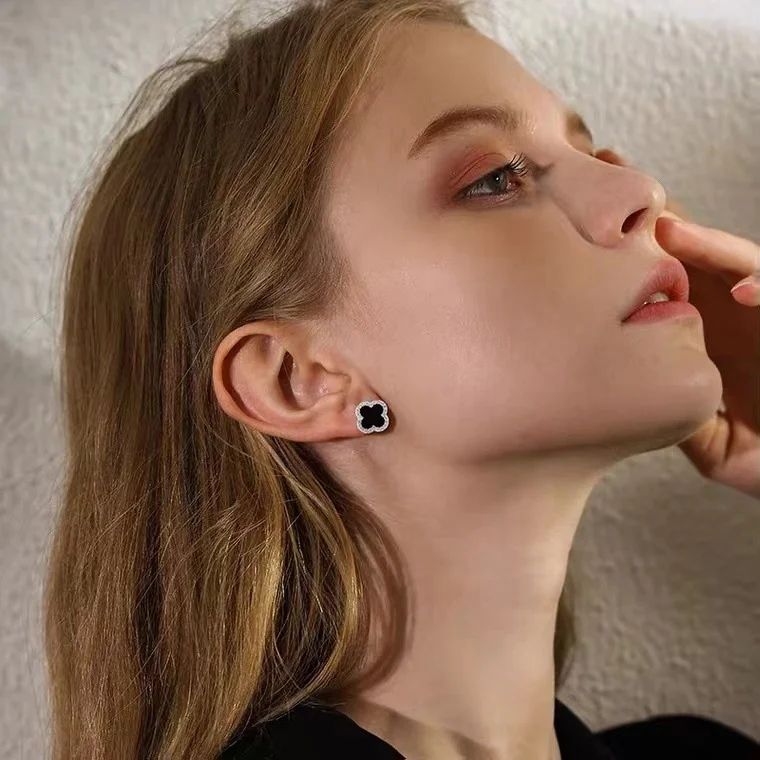 925 Sterling Silver Classics Black Four Leaf Clover Earrings Fashion Jewelry Accessories