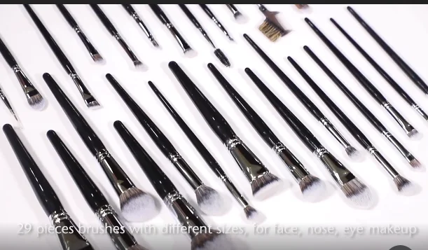 
YRX D012 Beauty product makeup brush set professional cosmetic brush set makeup for face 