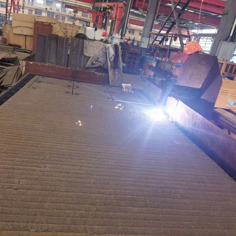 High Manganese Mn13 Abrasion-Resistant Chromium Carbide Wear Plate Submerged Arc Welding Steel Plate BS Standard