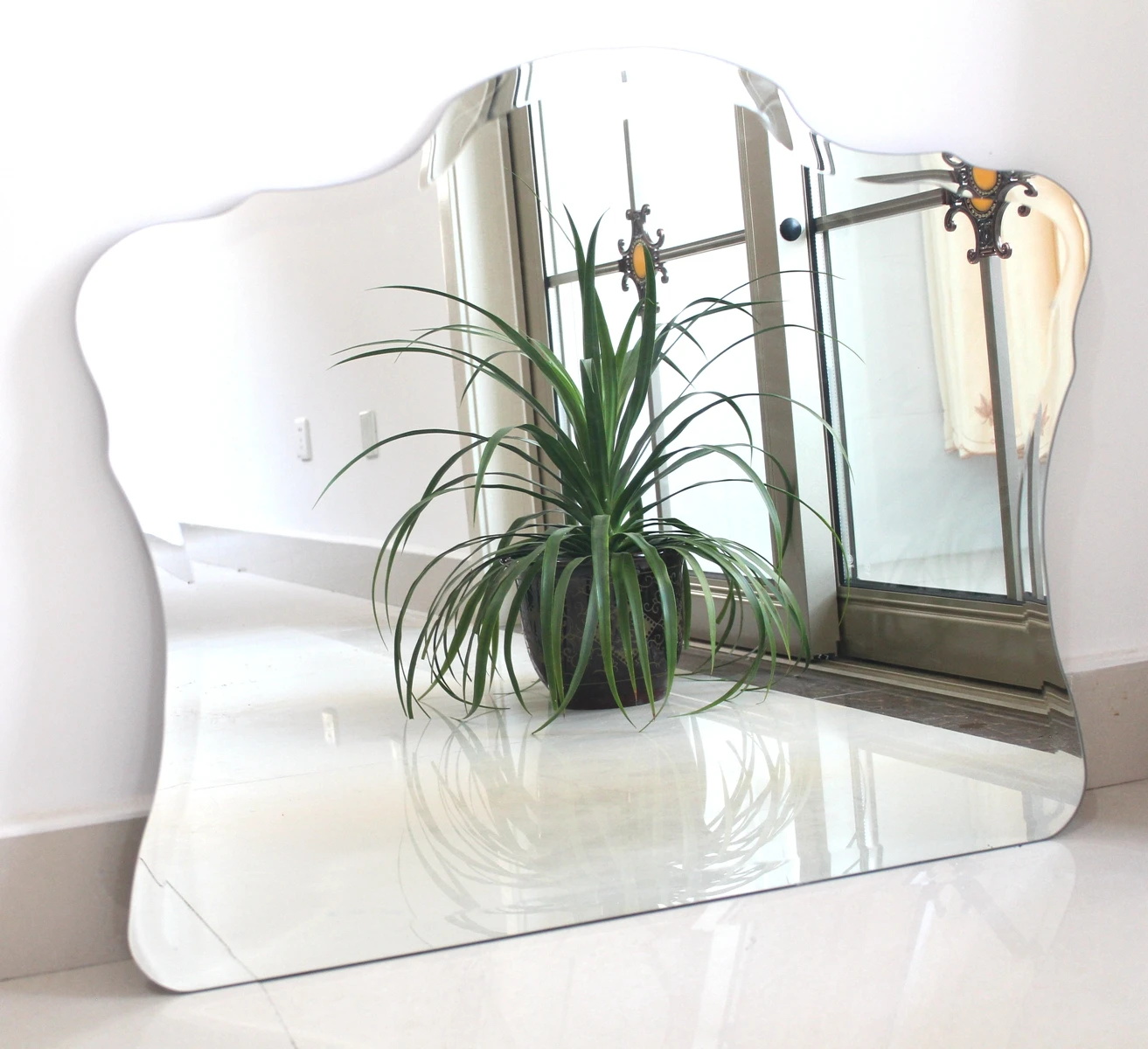 
High quality and low price round hotel bath mirror 