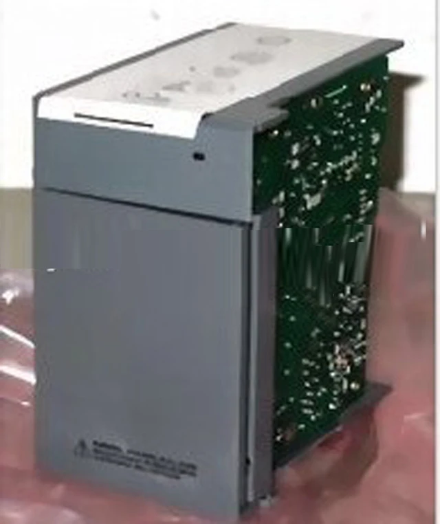Brand New Original 1746-NO8I PLC Controller Module with RS485 Communication Interface
