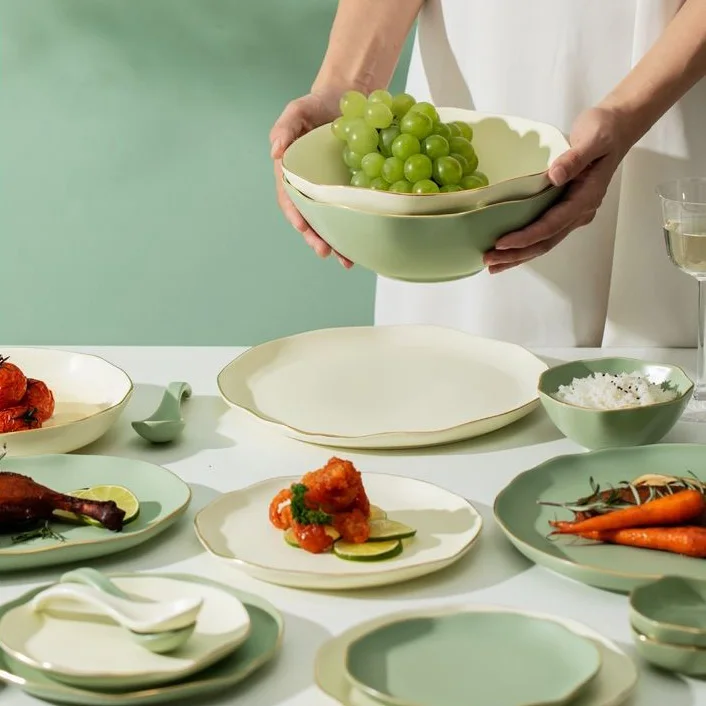 Nordic wholesale restaurant tableware crockery dinner plates bowls sets ceramic dinner set for home
