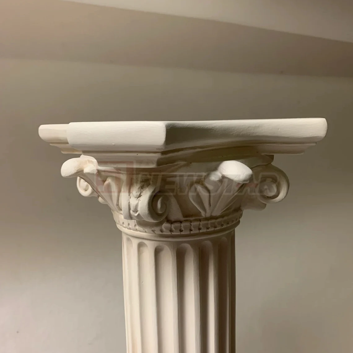 Newstar Customized Marble Stone Column Solid Stone Carving Pillars White Marble Stone Roman Column for Sale