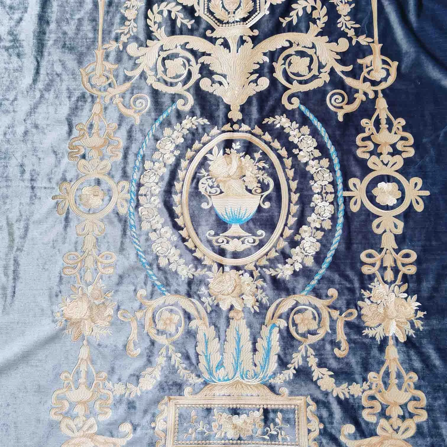 Modern Luxury Velvet Fabric Tissus Ameublement Canap Africaine Embroidery Sofa Curtain Fabric