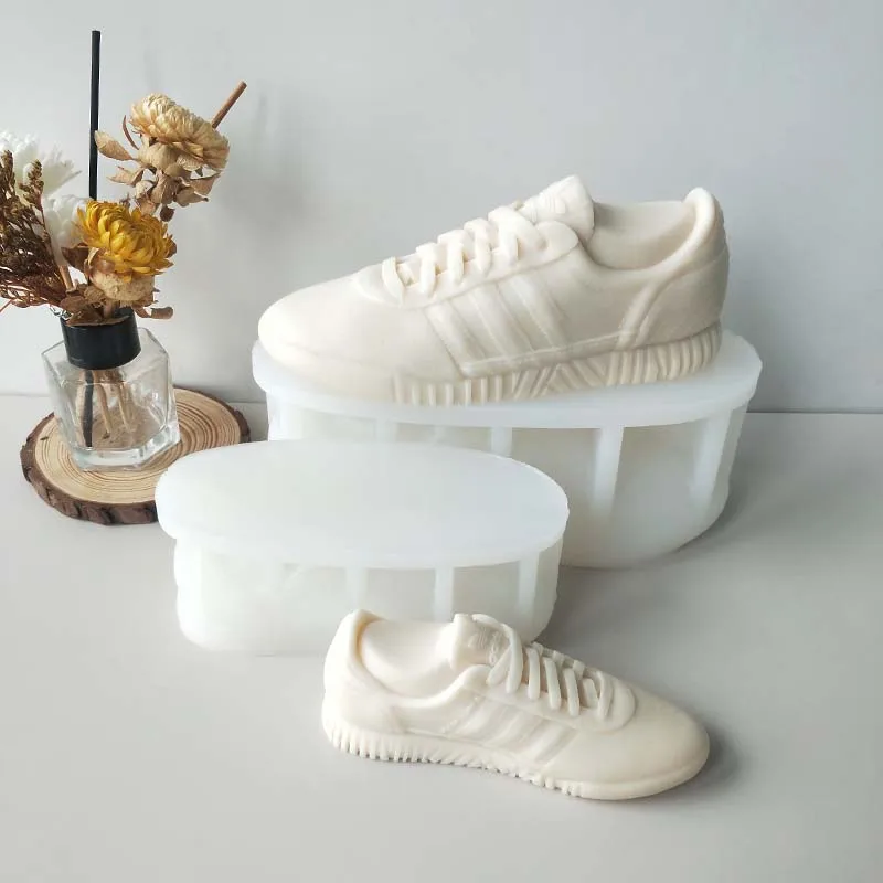 J144 Hot Sell Home Decoration 18CM 3D High Top Basketball Shoes Resin Mould Custom Large Sneakers Silicone Mold