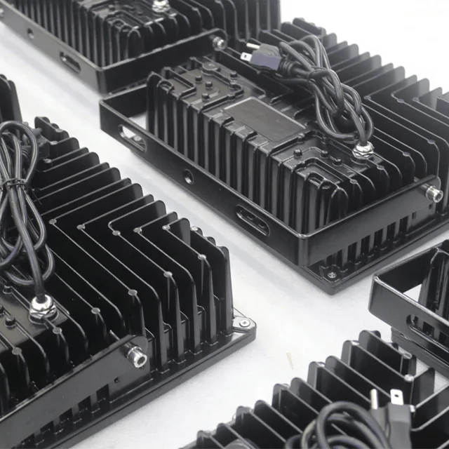 200000 lumen floodlight cob bridgelux ip65 outdoor spot 12V 24V 100watt 100w 200w 200 watt 210w led flood lights