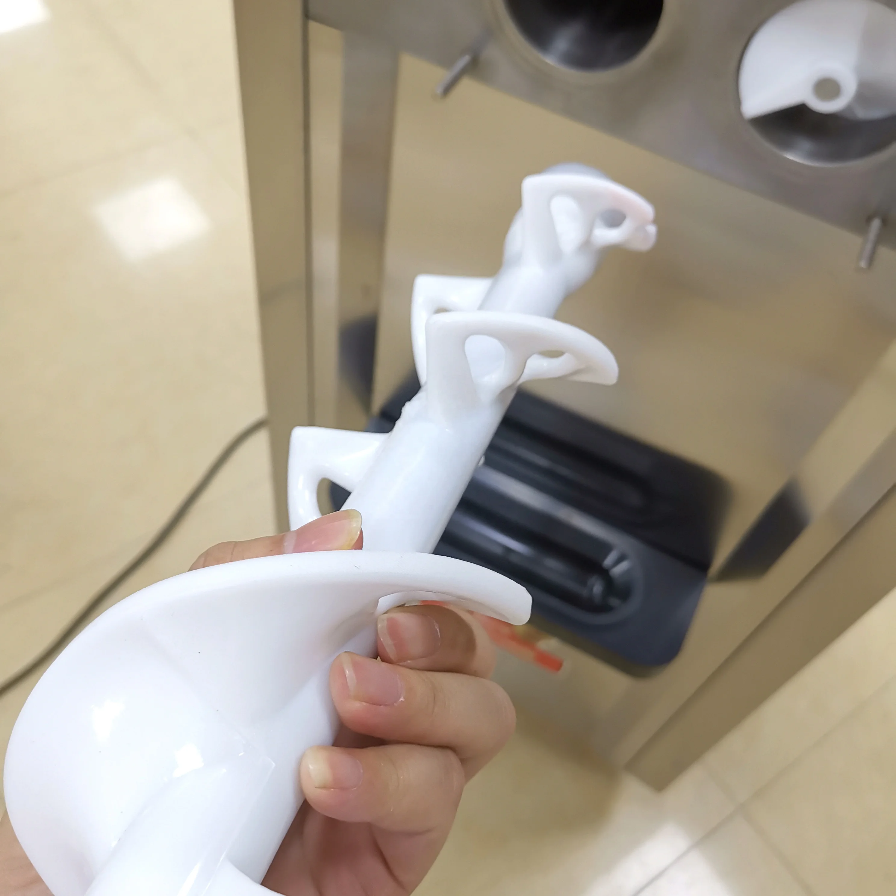 Factory Direct Sales Pakistan Gongly Ice Cream Machine With Price