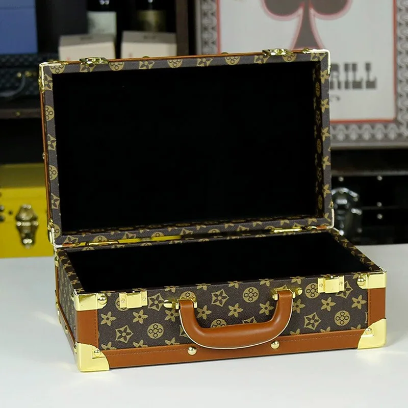 Manufacturer Coffee leather Wooden suitcase exhibition hall display ornaments Vintage decorative box