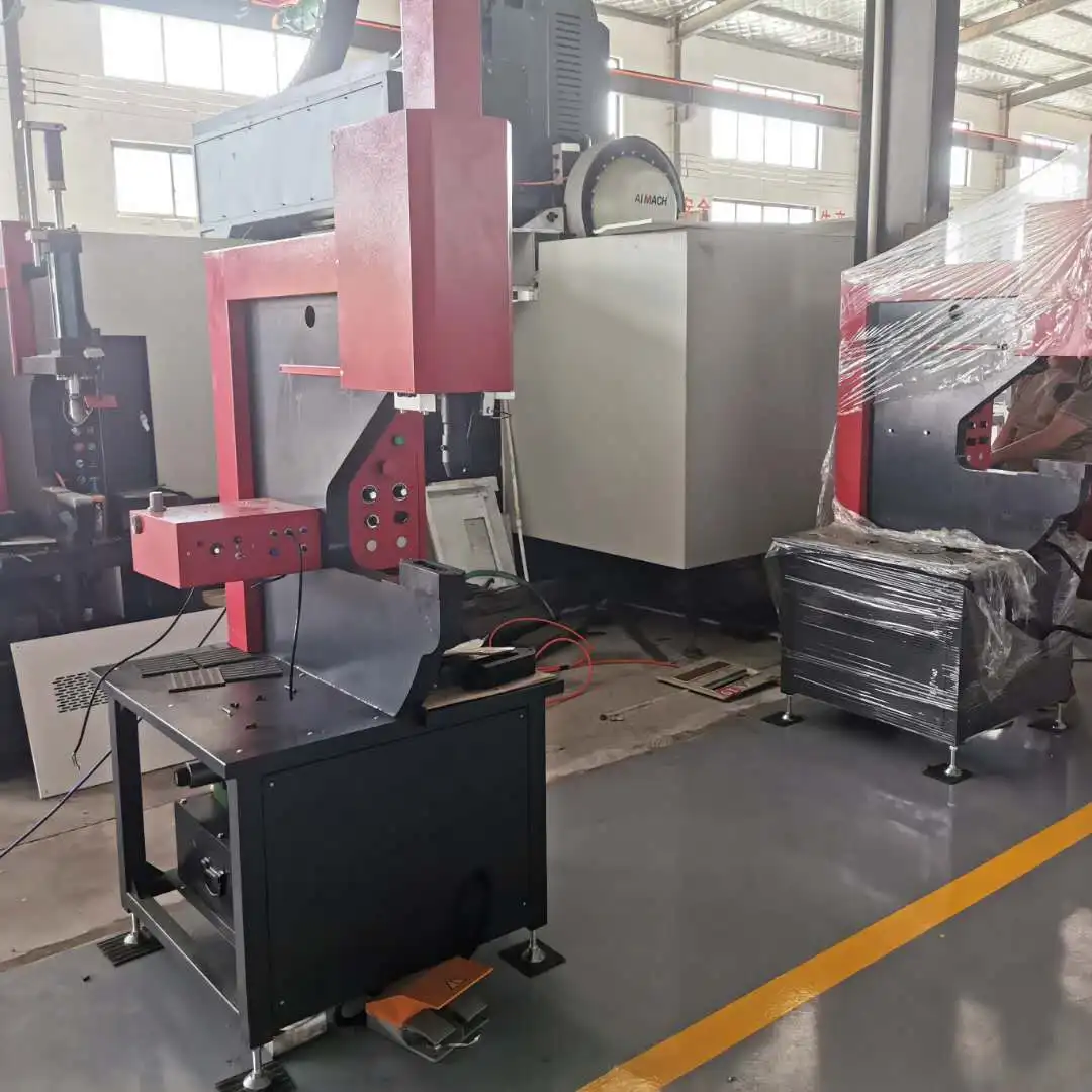 Berserk Egypt Automatic Feeding Hydraulic Fastener Insertion Riveting Machine