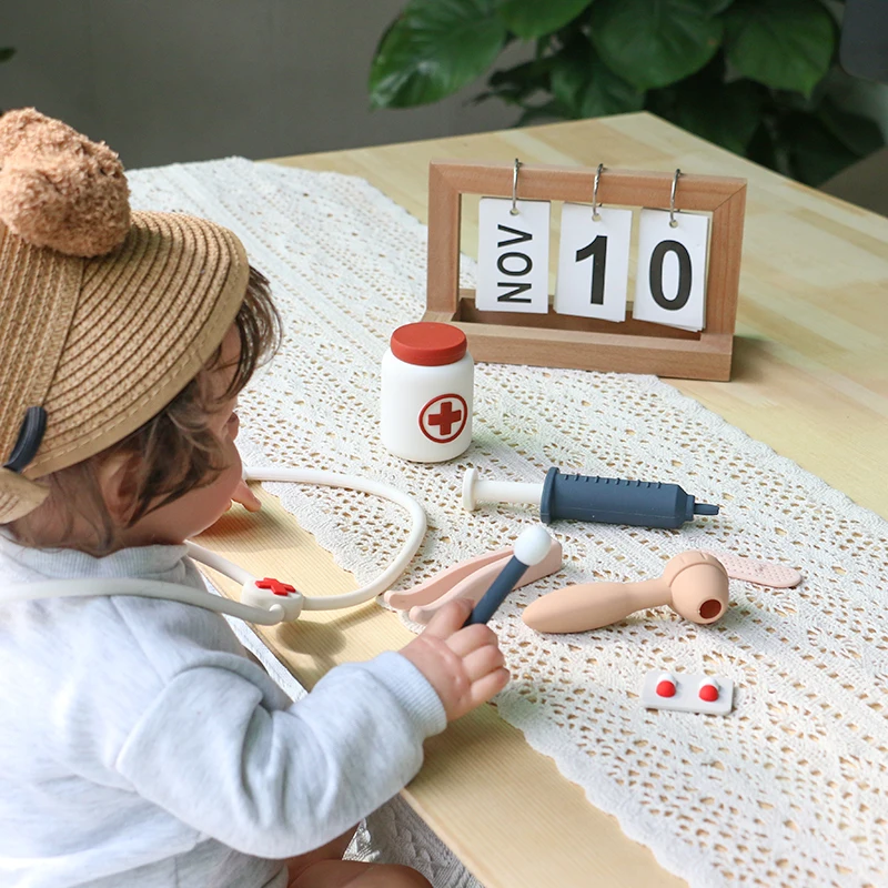 PAISEN Silicone Soft Children Pretend Doctor Toy Set Simulation Medicine Box Injection Play House Toy For Baby