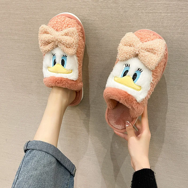 2021 Fashion Cute Cartoon Duck Cotton Slippers Plush Wholesale Soft Indoor Warm Home Furry Fuzzy Slippers With Fur