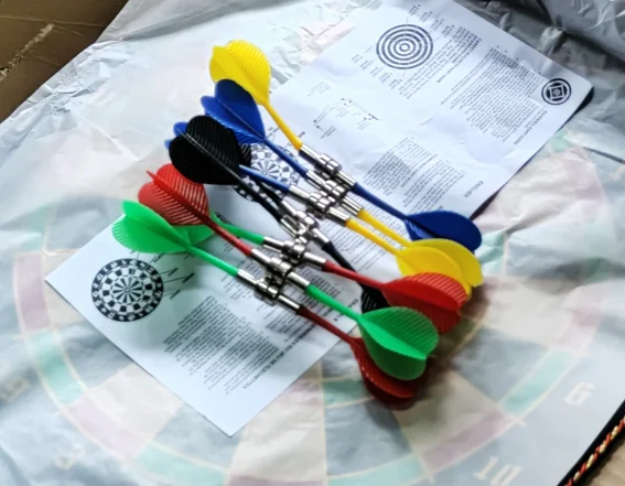 2024 Popular Home Game 12 Inch Magnetic DartBoard Factory Direct Wholesale Accept customization Boxed Barrel Packing DartBoard