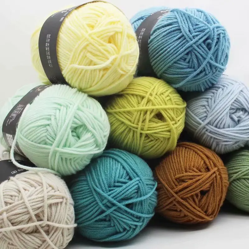 Manufacturers direct sales 50 grams of four strands of milk cotton cotton diy material package hand-knitted doll wool