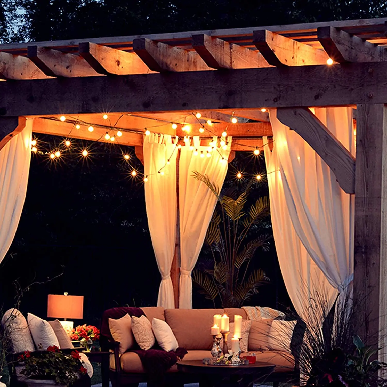 The 25foot G40 Lamp String Night Light Outdoor Patio Garden Is Decorated with Decorative Lights on the Top Floor Balcony Terrace