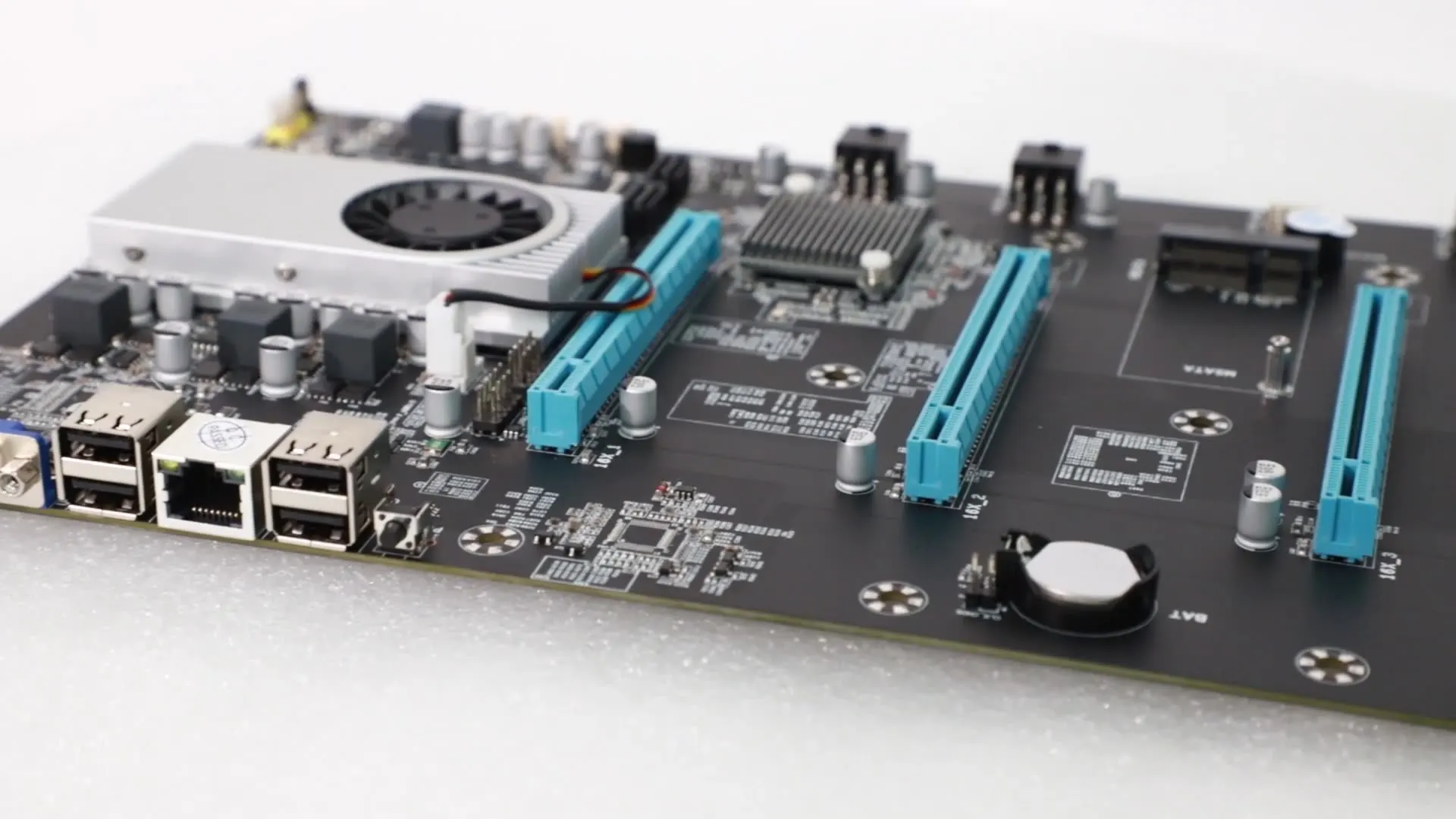 Материнская плата 8 Gpu S37 T37 D37 8gpu pcie Intel847 1037u Ddr3 Встроенная ЦПУ поддержка Rtx 3070 3080