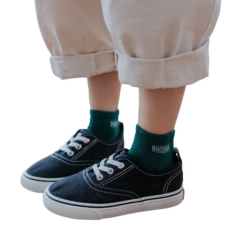 Новый популярный Стиль-мягкие, милые, яркие и красивые хлопковые детские носки с вышивкой логотипа