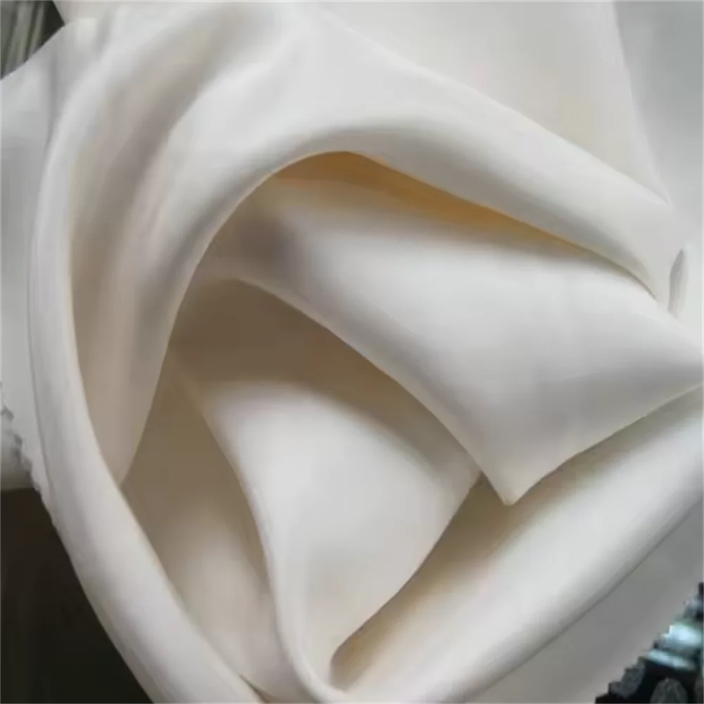 Chinese Supplier Factory Direct Graceful Material Custom Dyed Color Silk Habotai Fabric for Women Good Cloth