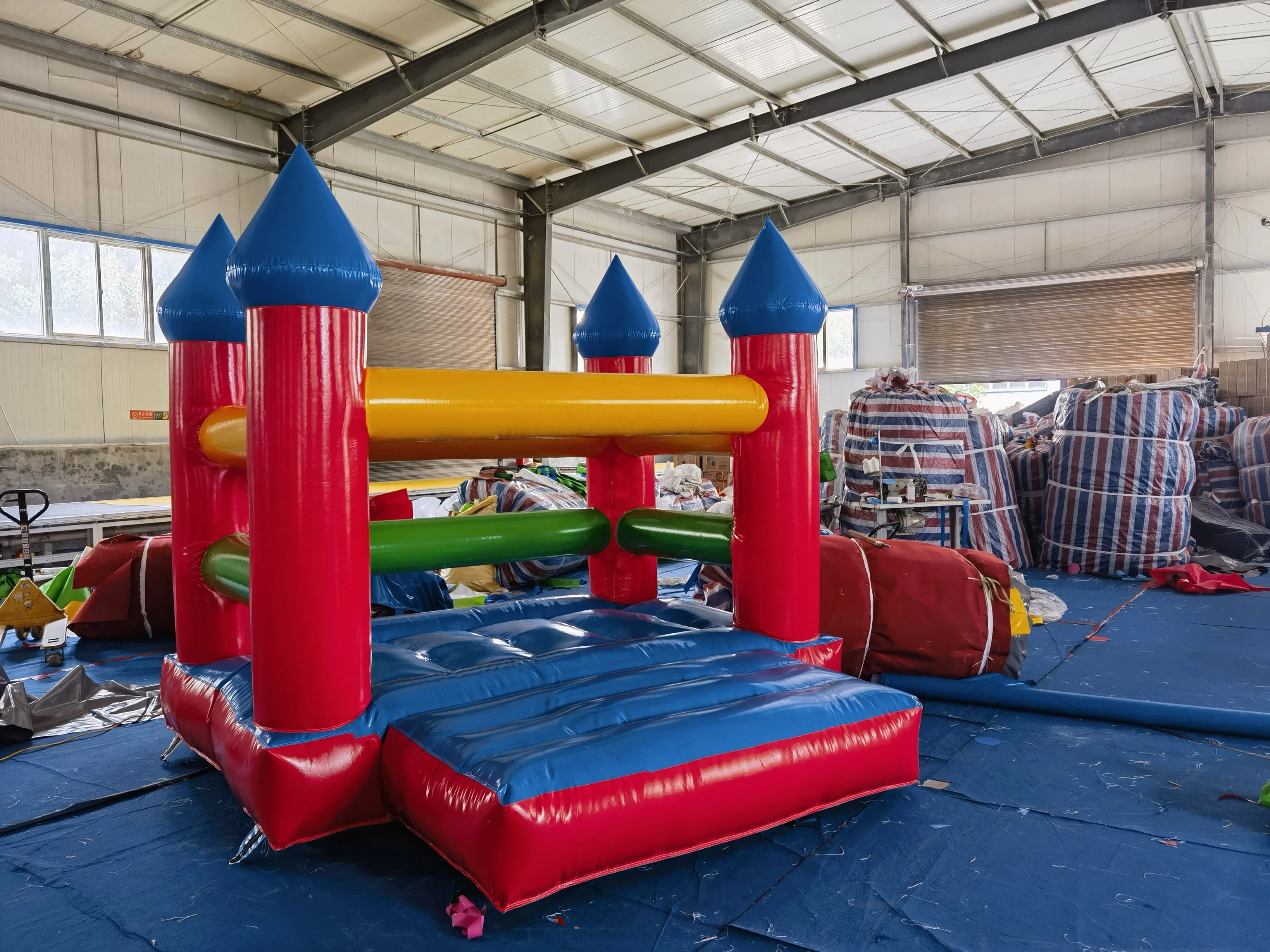 Factory direct sale 3m*3m inflatable castle bouncy castle bounce house for kids