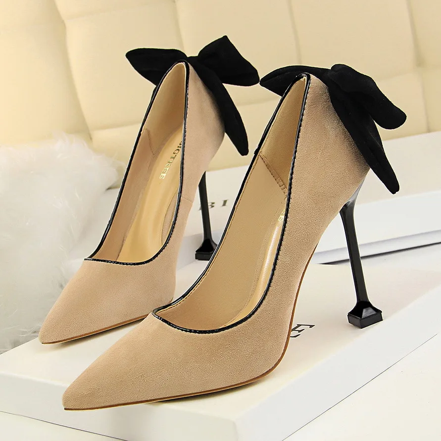 Wholesale Good quality Fashion Ladies shoes Red high heels shoes for women
