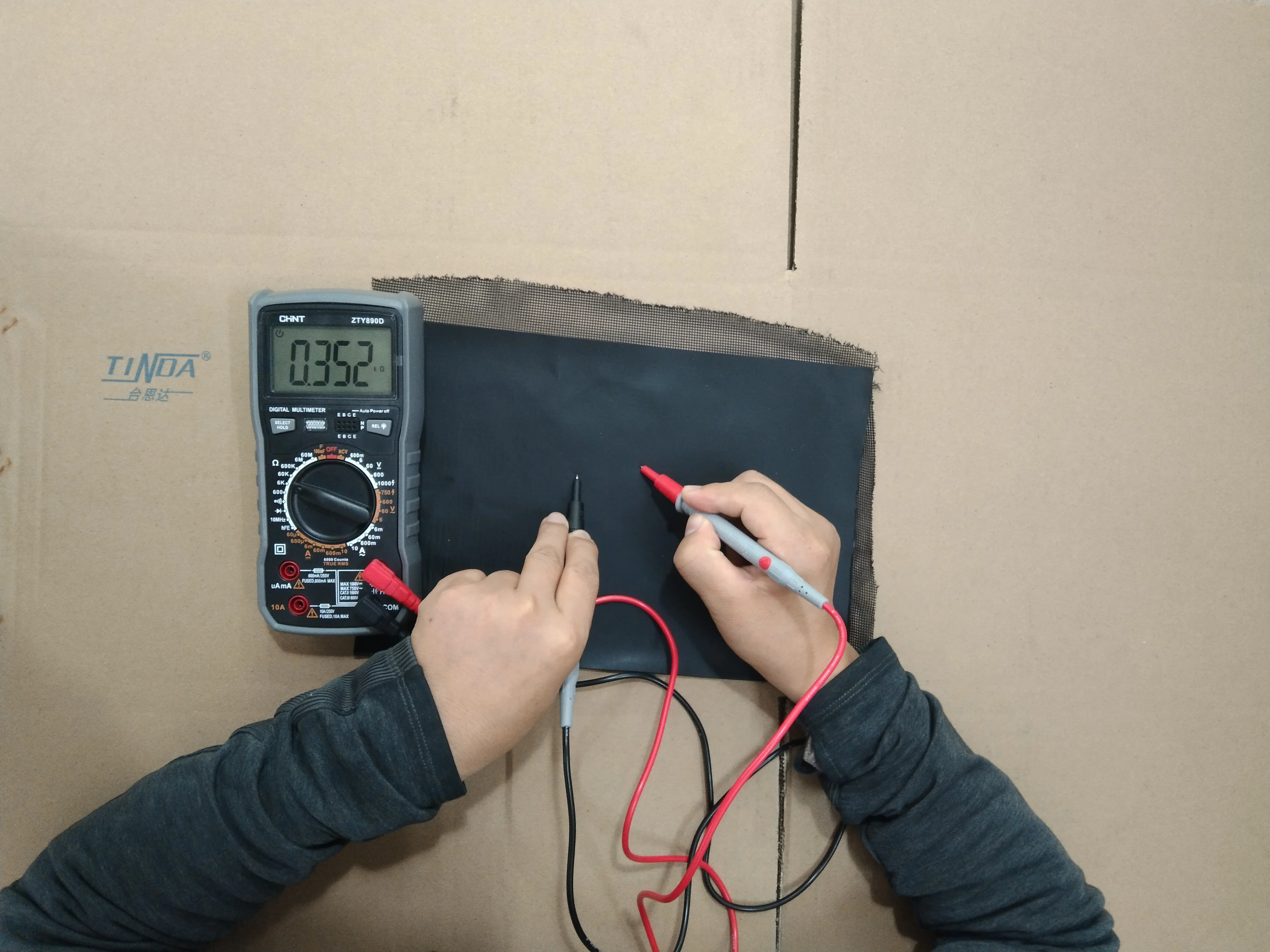 thermoplastic elastomer thin carbon silicone rubber sheet medical grade conductive high tension rubber sheet