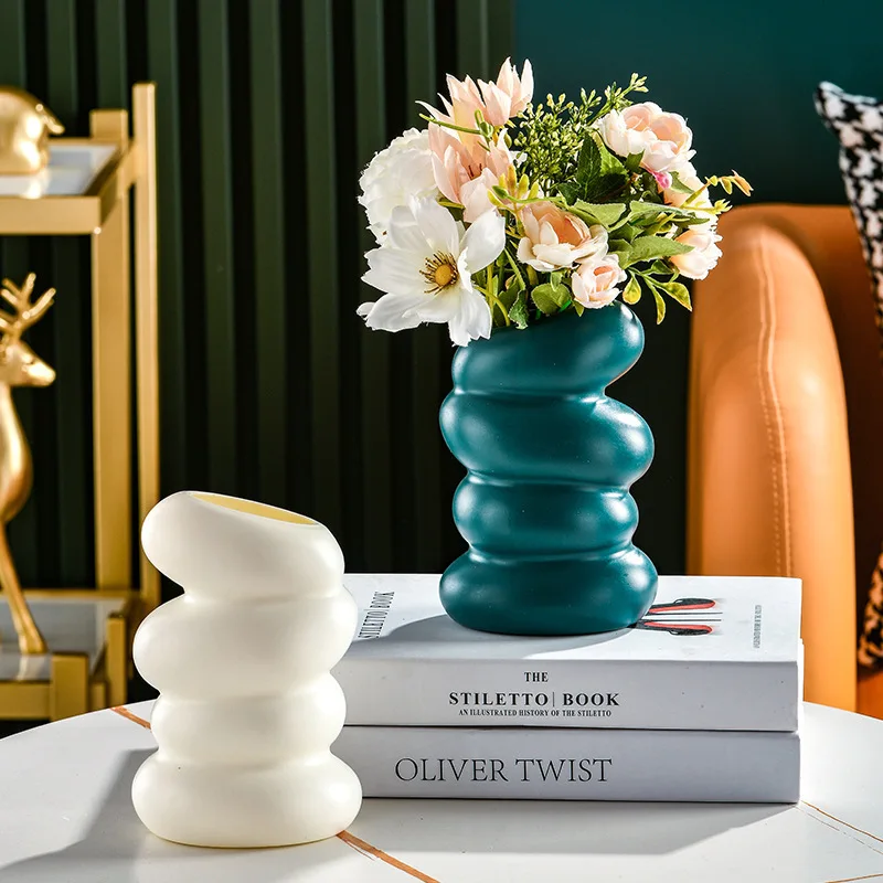 DREA 2024 new design Plastic Vase Spiral Boho Aesthetics Irregular white green Flower custom Vases