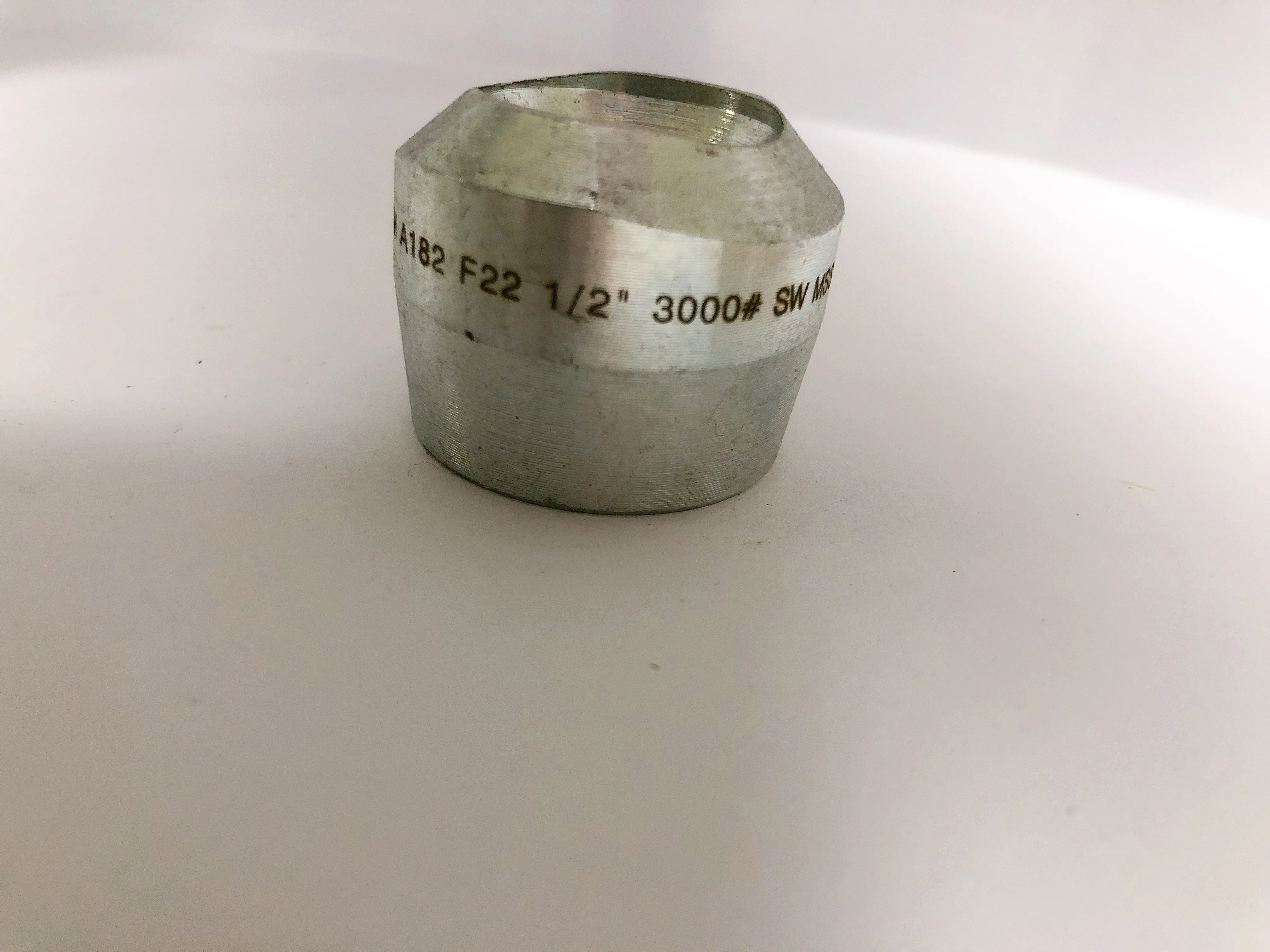 ASTM A105 A105N weldolet sockolet threadolet nipolet elbolet latrolet flangolet MSS SP97