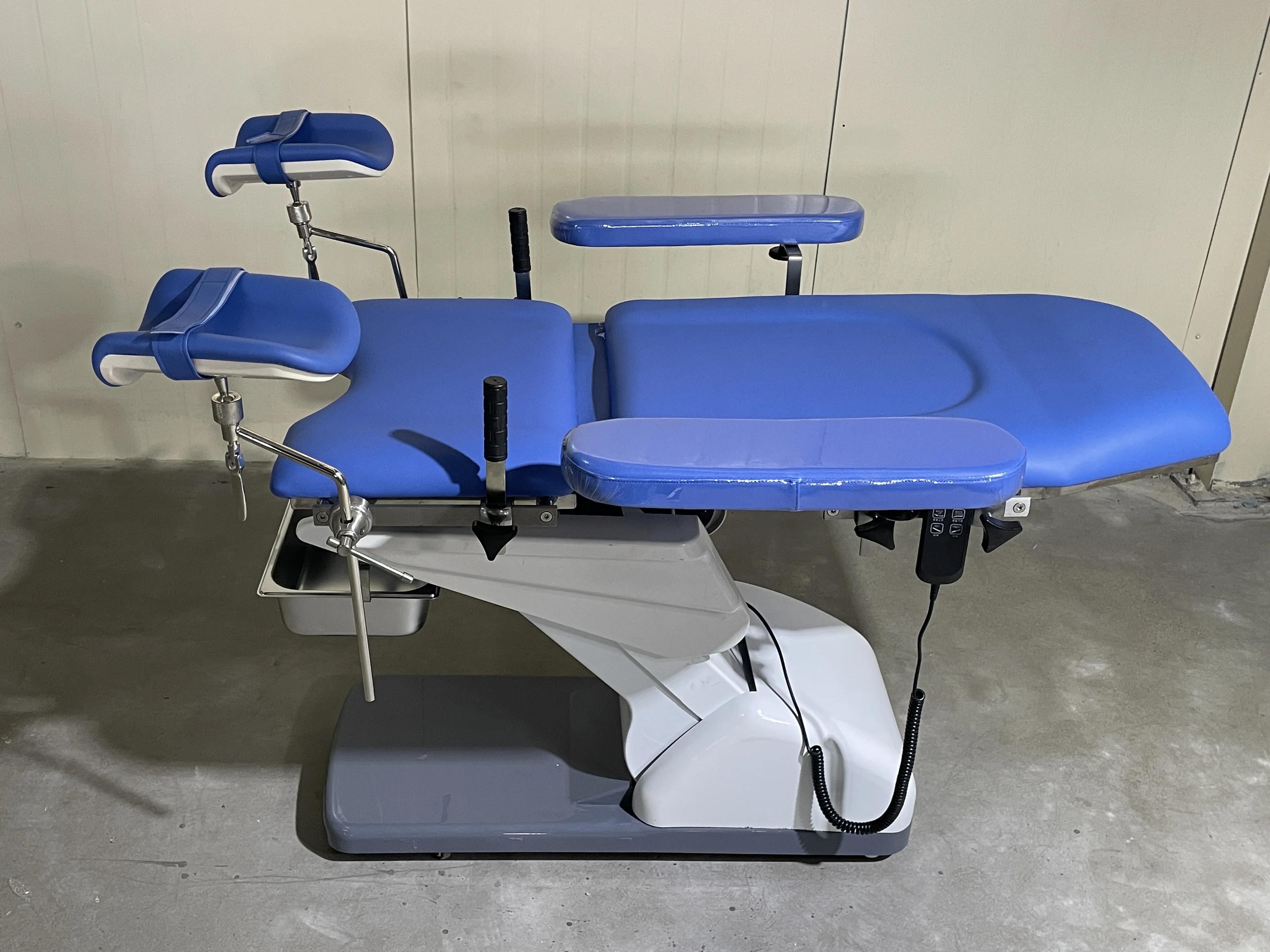 Luxury Obstetric Operating portable gynecology examination chair exam table