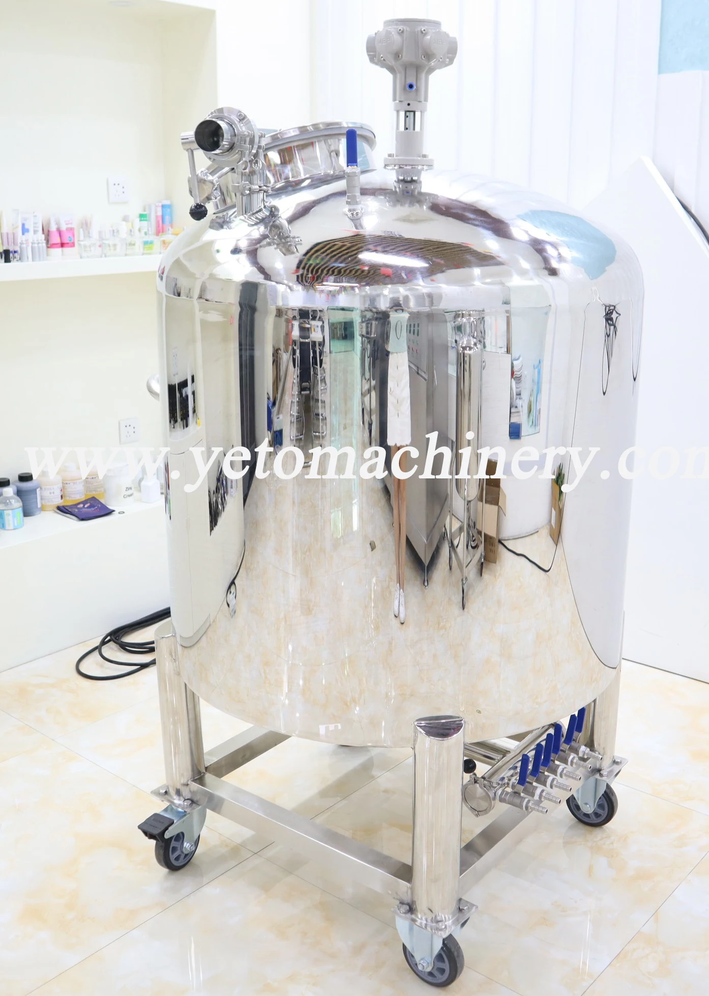 Косметическое жидкое масло, пневматическое герметичное смешивающее оборудование из нержавеющей стали, аппарат для производства парфюмерного ароматического масла, сока