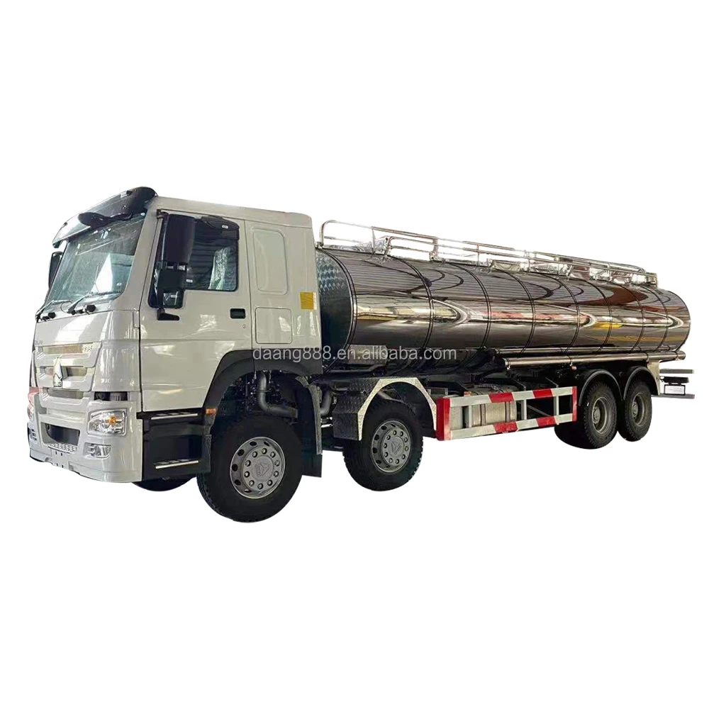Custom Sinotruk Howo Milk Drinking Water Transportation Tanker Truck fuel & oil Tank Trailer  EURO 2/3 with sleeping bed and AC