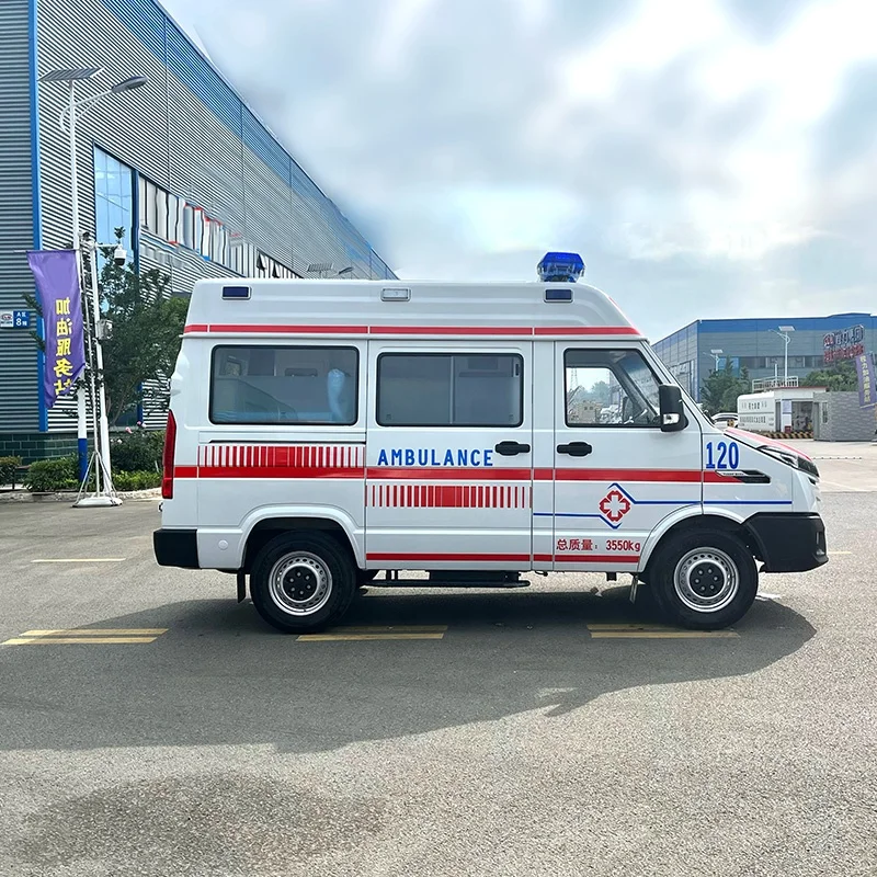 1VECO Hot Sale Top Monitoring Ambulance Vehicle Medical Van Ambulance for Hospital Patient Transport